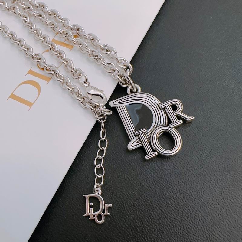 Dior Necklace 04lyr262 (3)
